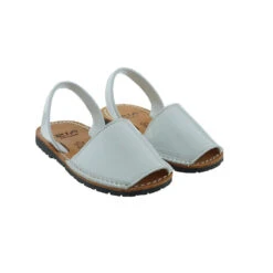 Abarcas Charol Niña Ria 2002