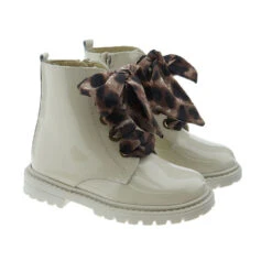 Bota Charol Niña Cordones Animal Print 222695