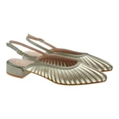 Zapato Destalonado Salón Tacón Bajo Metalizado Carrile S-3792